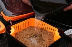 Bait Strainer 3,3 Pint - Guru 7 Bait Strainer 3,3 Pint - Guru -Hoogwaardige Visuitrusting 1266183916